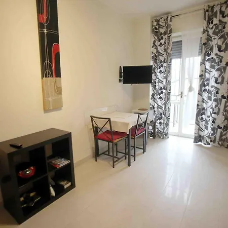 Smart Bayres Apartment Milan